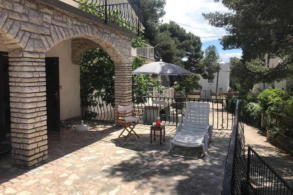 Whole Villa In Primosten Exterior photo